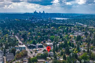 1740 NE 86th St, Seattle, WA 98115 - Photo 2