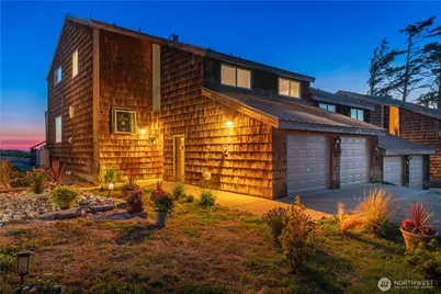 2285 W Beach Road #C, Oak Harbor, WA 98277 - Photo 38