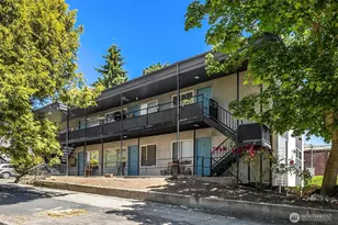 4400 Linden Ave N, Seattle, WA 98103 - Photo 2