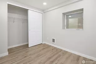 4400 Linden Ave N, Seattle, WA 98103 - Photo 6