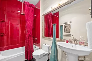 303 E Pike St, Seattle, WA 98122 - Photo 30