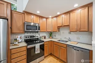 11411 102nd Ct NE, Kirkland, WA 98033 - Photo 8
