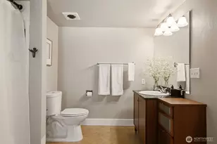 7323 NE Sand Point Way, Seattle, WA 98115 - Photo 16