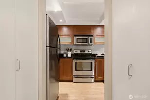 7323 NE Sand Point Way, Seattle, WA 98115 - Photo 8