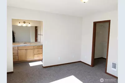 6628 Bailey Street SE, Lacey, WA 98513 - Photo 10