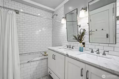 415 Wheeler Street, Seattle, WA 98109 - Photo 28