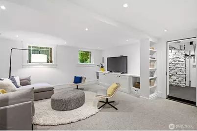 415 Wheeler Street, Seattle, WA 98109 - Photo 32