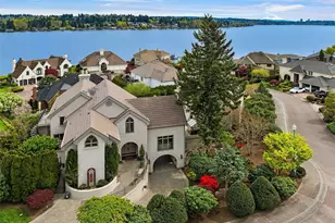 8496 NE Woodland Cove Dr, Kirkland, WA 98034 - Photo 2
