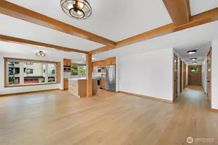 906 11th St, Bellingham, WA 98225 - Photo 4