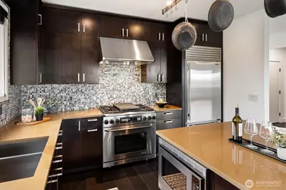 1110 36th Avenue, Seattle, WA 98122 - Photo 8