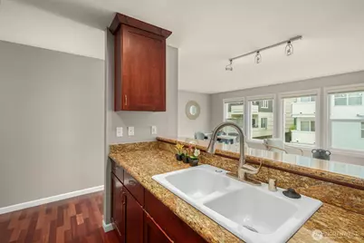 2413 NW 59th Street #E201, Seattle, WA 98107 - Photo 6