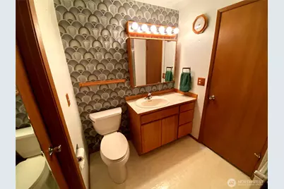 10819 SE 230th Street, Kent, WA 98031 - Photo 12