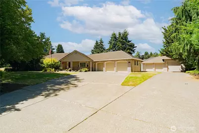 10800 NW 13th Place, Salmon Creek, WA 98685 - Photo 2