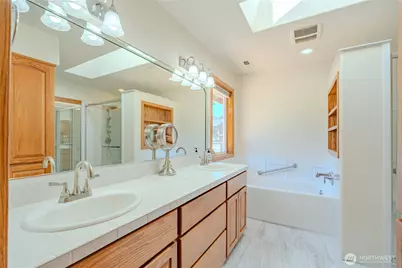 10800 NW 13th Place, Salmon Creek, WA 98685 - Photo 18