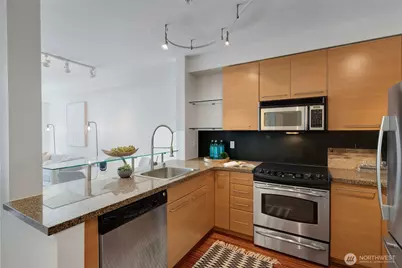 1410 E Pine Street #W307, Seattle, WA 98122 - Photo 6