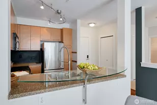 1410 E Pine St, Seattle, WA 98122 - Photo 8