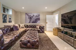 4200 Washington Ave W, Seattle, WA 98199 - Photo 32