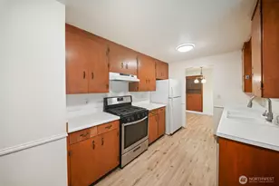 237 Y St SE, Tumwater, WA 98501 - Photo 10
