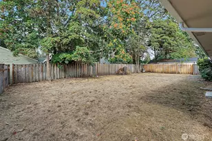 769 121st St S, Tacoma, WA 98444 - Photo 28