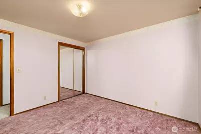 19233 83rd Place W, Edmonds, WA 98026 - Photo 18