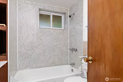 19233 83rd Place W, Edmonds, WA 98026 - Photo 24