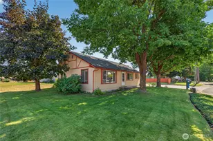 110 Central Ave, Leavenworth, WA 98826 - Photo 2