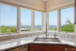 17288 SE 57th Pl, Bellevue, WA 98006 - Photo 16