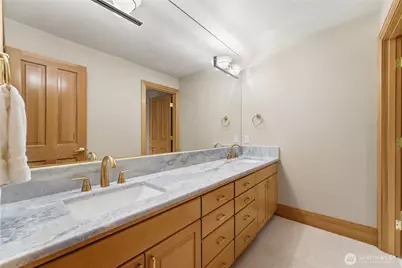 17288 SE 57th Place, Bellevue, WA 98006 - Photo 34