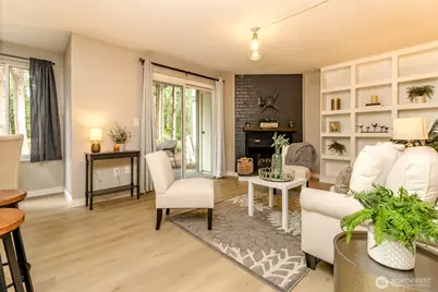 408 S 323rd Street #L5, Federal Way, WA 98003 - Photo 2