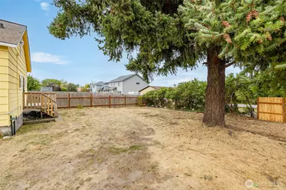 1442 E Whidbey Avenue, Oak Harbor, WA 98277 - Photo 34