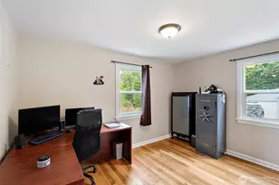 224 Bremerton Blvd W, Bremerton, WA 98312 - Photo 12