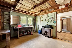 211 Young Rd, Underwood, WA 98605 - Photo 12