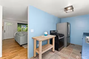 20322 21st Ave NE, Shoreline, WA 98155 - Photo 10