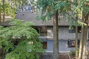 12929 NE 25th Pl, Bellevue, WA 98005 - Photo 2