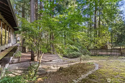 12929 NE 25th Place, Bellevue, WA 98005 - Photo 6