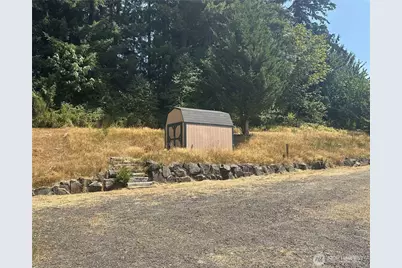 208 Vogel Road, Castle Rock, WA 98611 - Photo 14