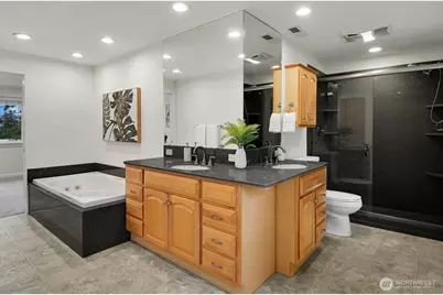 1425 172nd Place NE, Bellevue, WA 98008 - Photo 16