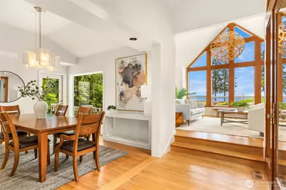 10017 Edgecombe Place NE, Bainbridge Island, WA 98110 - Photo 10