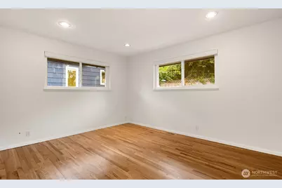 1309 35th Avenue S, Seattle, WA 98144 - Photo 16