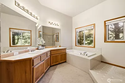 11033 169th Place NE, Redmond, WA 98052 - Photo 18