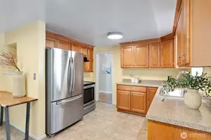 320 NE 156th St, Shoreline, WA 98155 - Photo 8