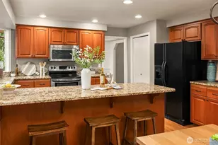 1018 187th Pl SW, Lynnwood, WA 98036 - Photo 12