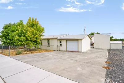 34 N Ginkgo Street, Soap Lake, WA 98851 - Photo 1