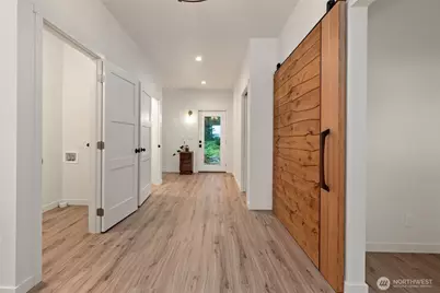 1580 West Beach Road, Oak Harbor, WA 98277 - Photo 4