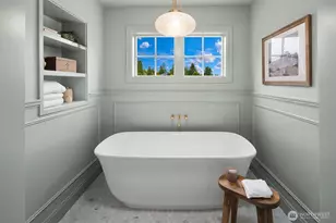 4321 NE 57th St, Seattle, WA 98105 - Photo 22