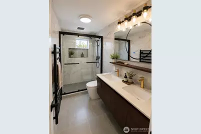 3803 29th Avenue W, Seattle, WA 98199 - Photo 8