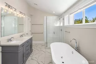 209 32nd Ave, Seattle, WA 98122 - Photo 18