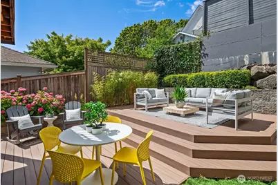 209 32nd Avenue, Seattle, WA 98122 - Photo 30