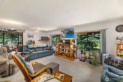 165 Maple Crest Drive, Onalaska, WA 98570 - Photo 6