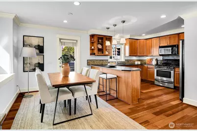 3835 A Interlake Avenue N, Seattle, WA 98103 - Photo 12